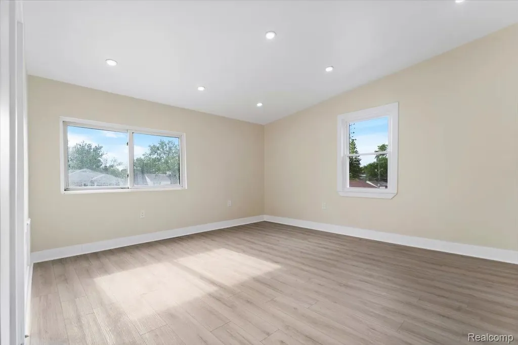 16171 Glastonbury Road Detroit City MI 48219