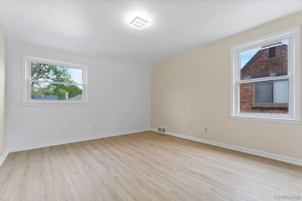 16171 Glastonbury Road Detroit City MI 48219