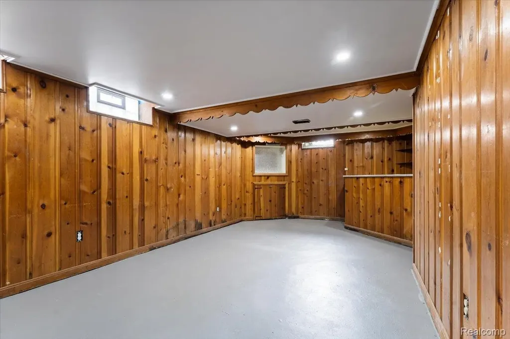 16171 Glastonbury Road Detroit City MI 48219