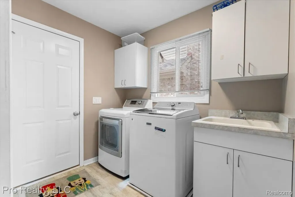 45317 Stonehedge Drive Plymouth Charter Township MI 48170