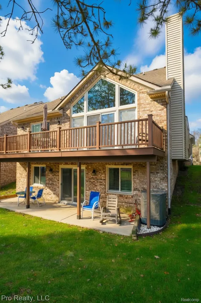 45317 Stonehedge Drive Plymouth Charter Township MI 48170