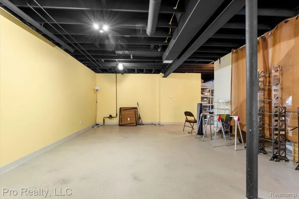 45317 Stonehedge Drive Plymouth Charter Township MI 48170