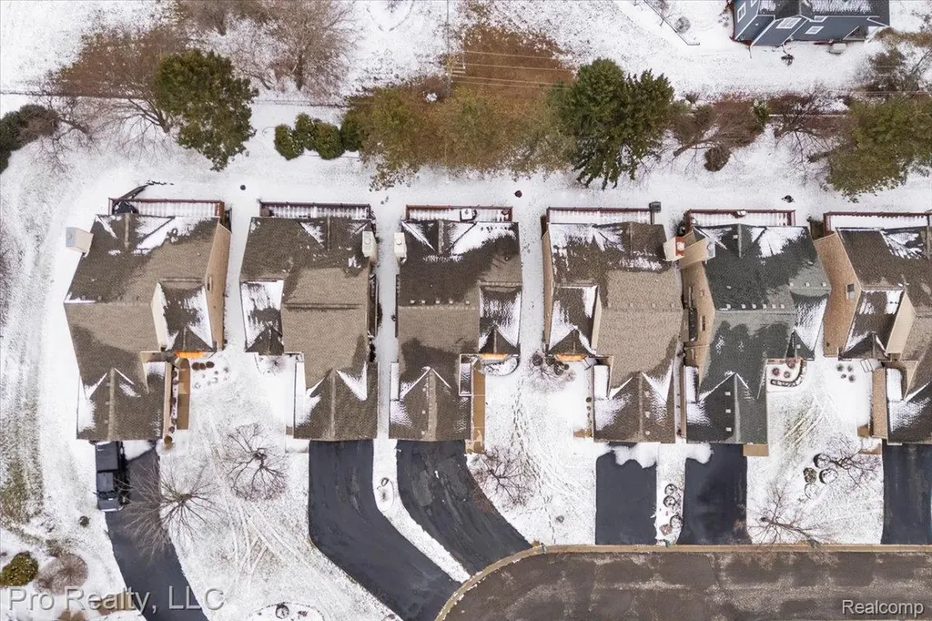 45317 Stonehedge Drive Plymouth Charter Township MI 48170