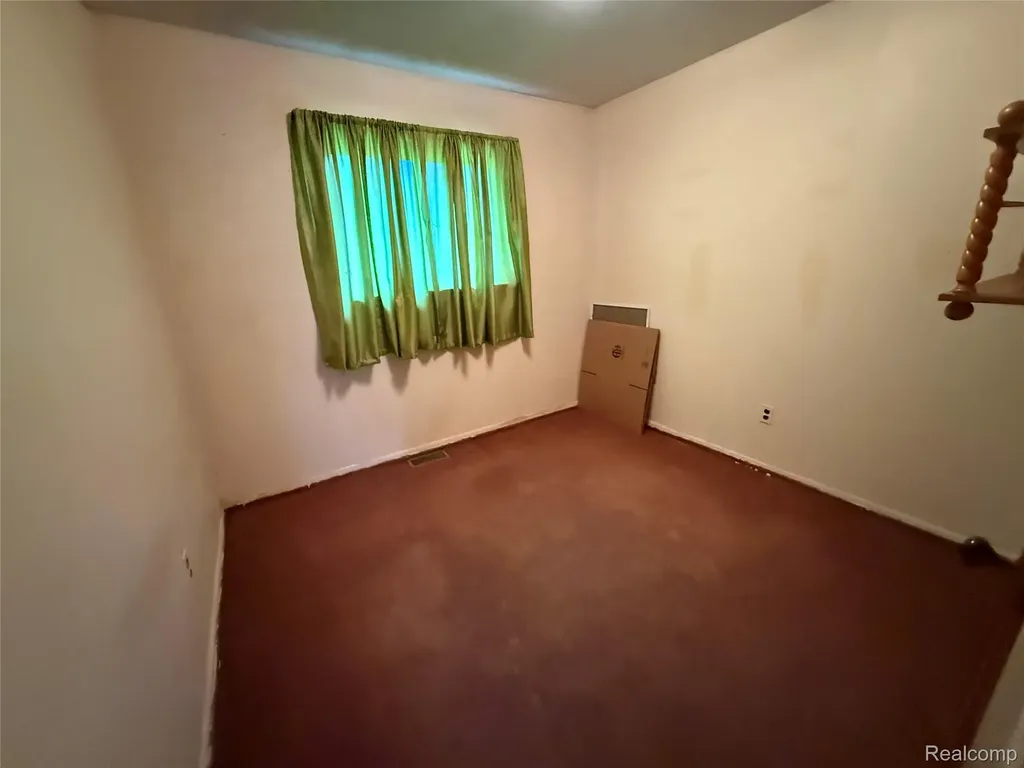 1765 Dulong Avenue Madison Heights City MI 48071