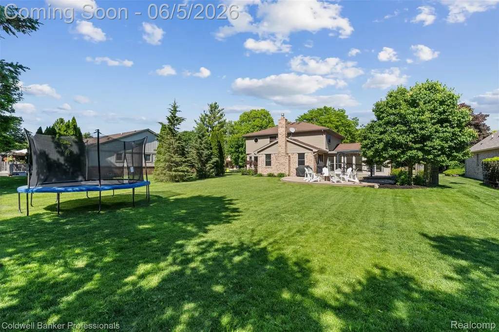 23501 Hickory Grove Lane Novi City MI 48375