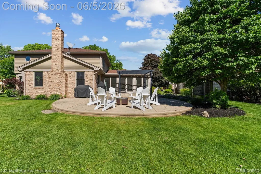 23501 Hickory Grove Lane Novi City MI 48375