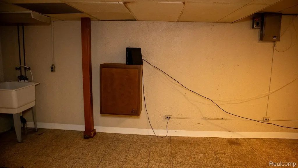 1011 Trevor Place Detroit City MI 48207