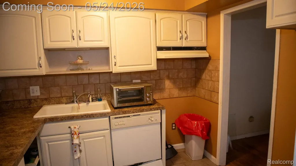 1011 Trevor Place Detroit City MI 48207