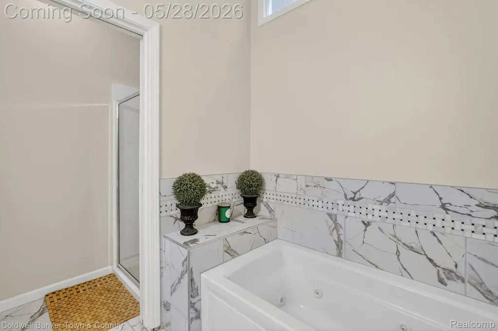 5551 Woodruff Shore Drive Brighton Township MI 48116