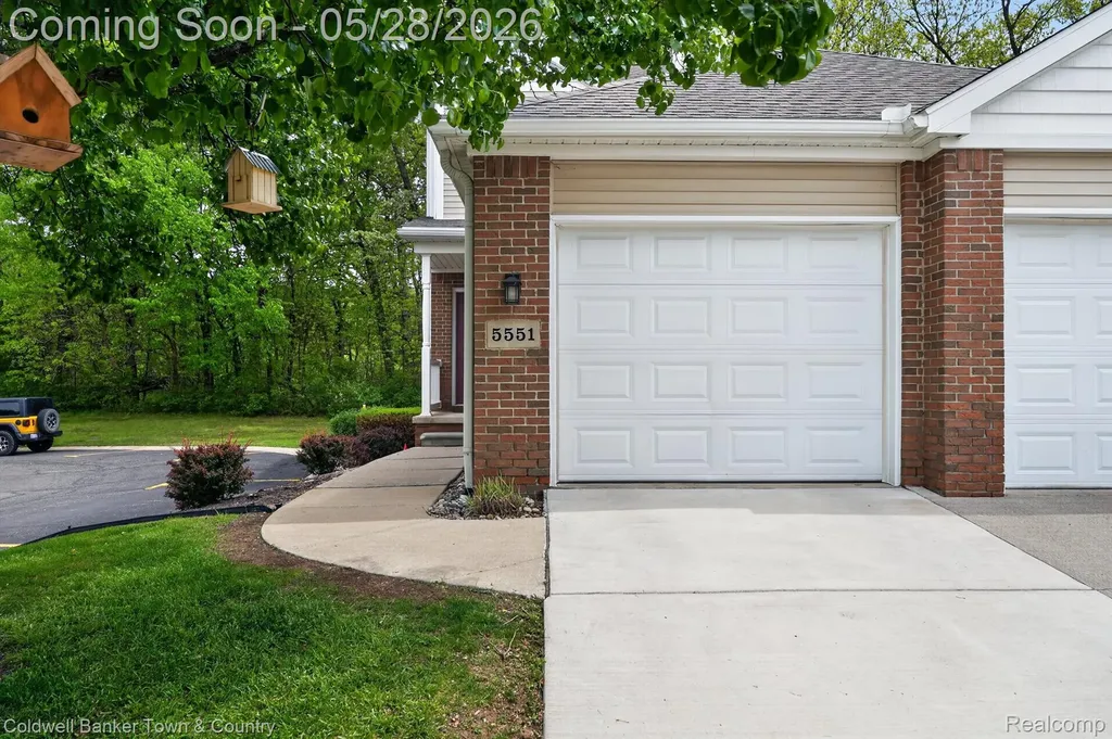 5551 Woodruff Shore Drive Brighton Township MI 48116