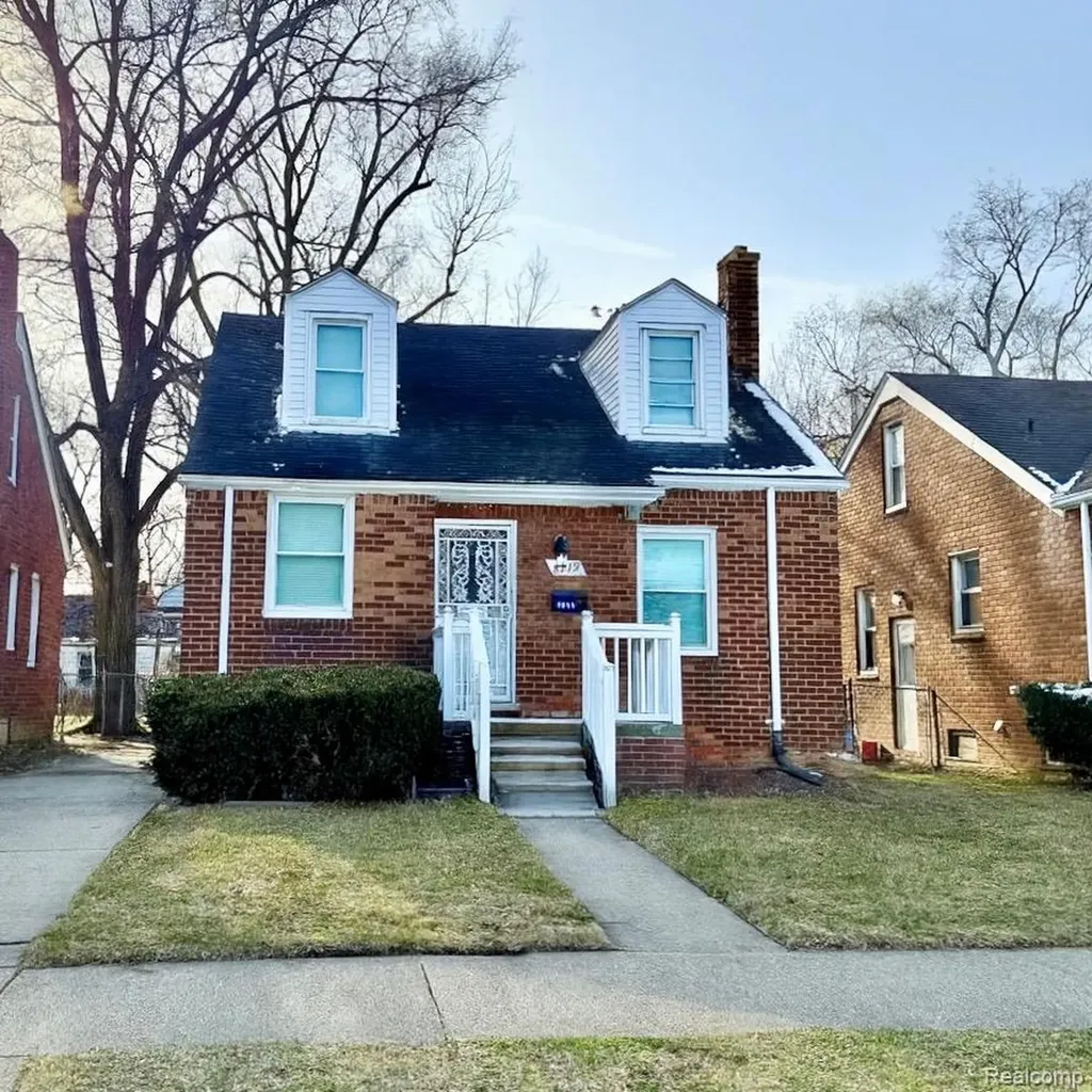 8719 Canyon Street Detroit City MI 48236