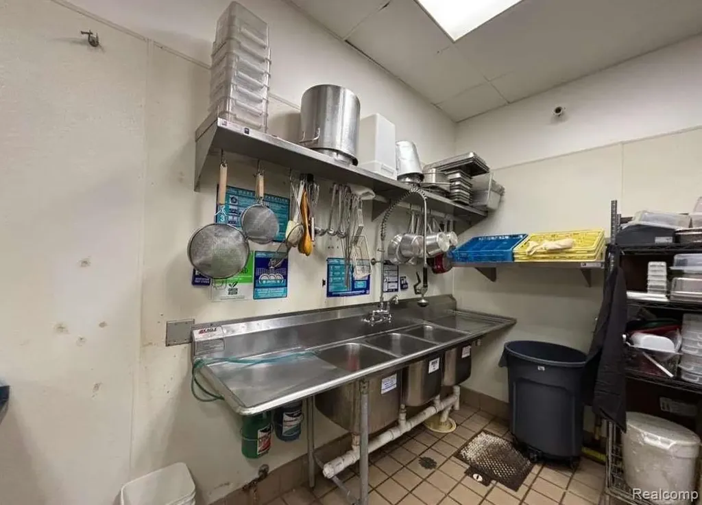 1188 South Lapeer Road Lake Orion Village MI 48362
