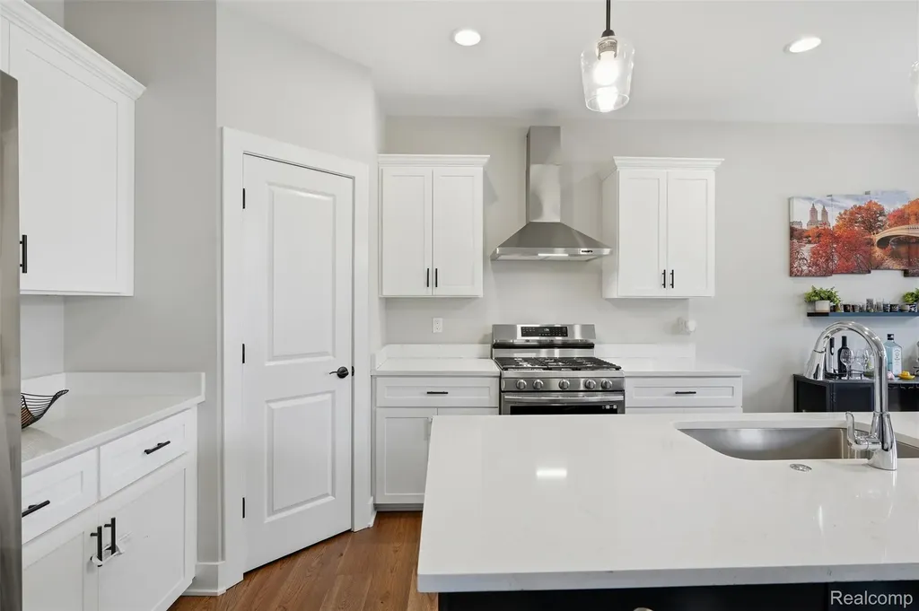 15365 Eton Pointe Drive Clinton Charter Township MI 48035