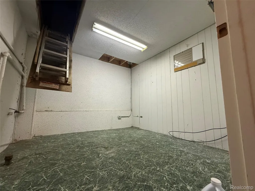 7759 Fenkell Street Detroit City MI 48238