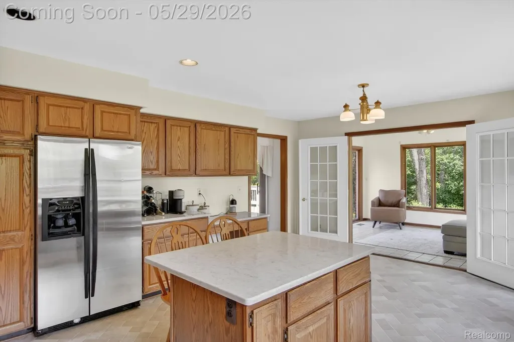 20308 Gary Lane Livonia City MI 48152