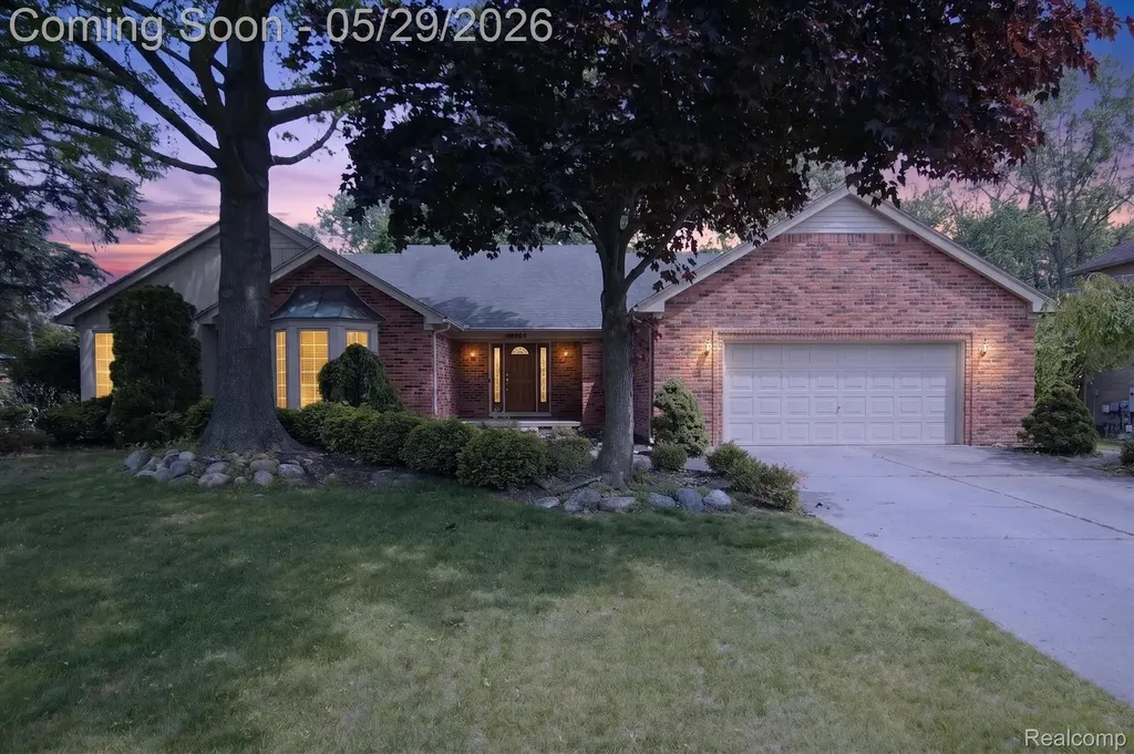 20308 Gary Lane Livonia City MI 48152