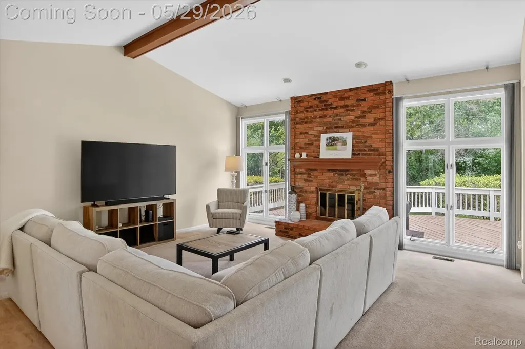 20308 Gary Lane Livonia City MI 48152