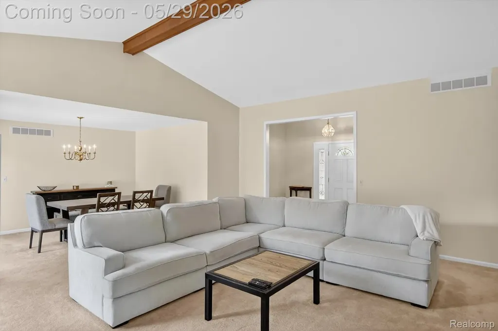 20308 Gary Lane Livonia City MI 48152