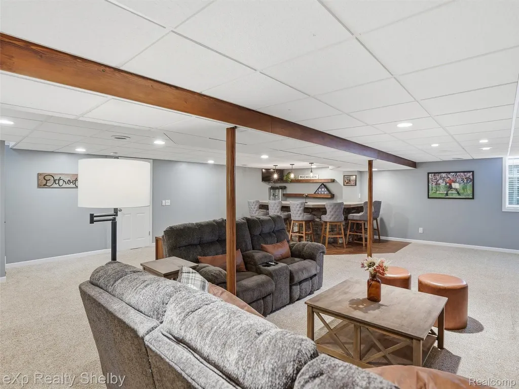46048 Duke Drive Chesterfield Township MI 48051