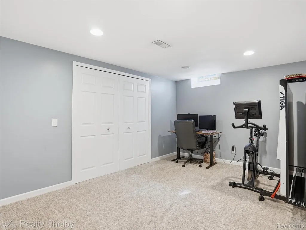 46048 Duke Drive Chesterfield Township MI 48051