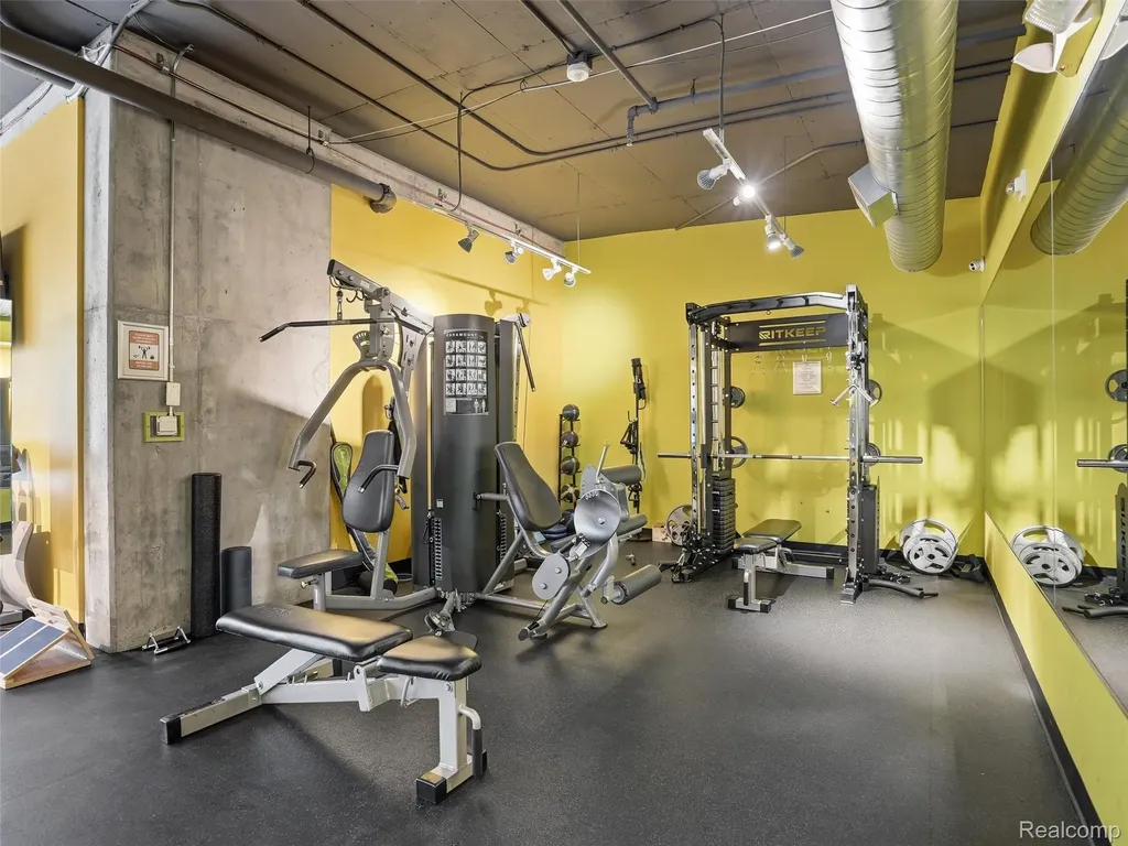 432 S Washington Avenue Royal Oak City MI 48067