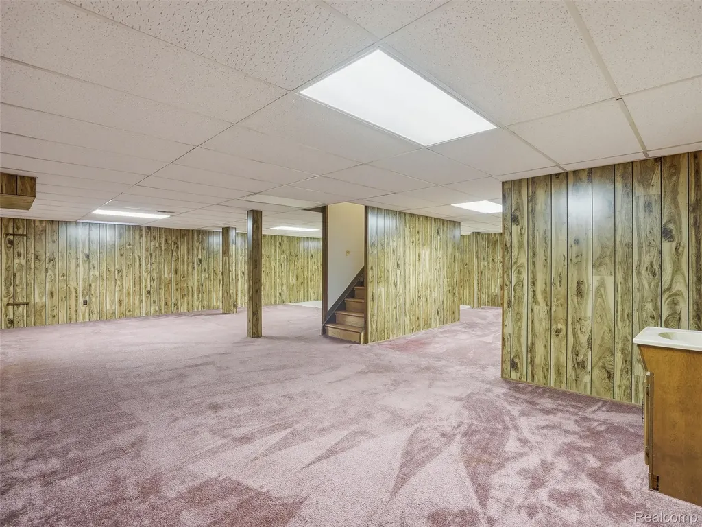 5800 Naneva Court West Bloomfield Charter Township MI 48322