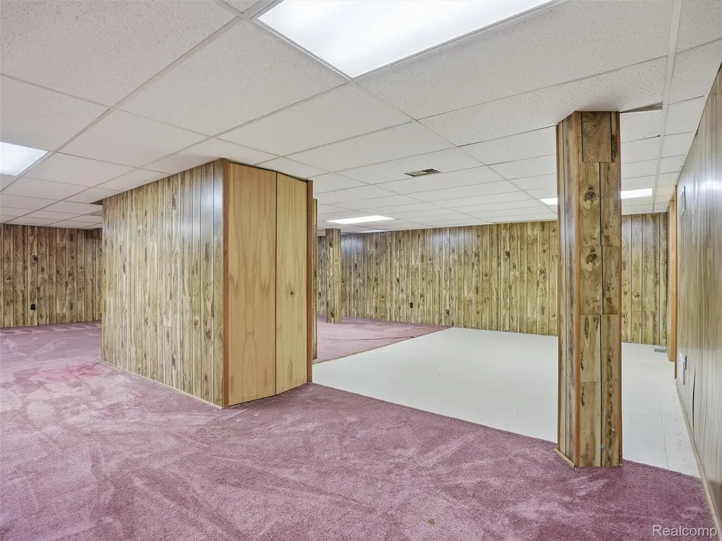 5800 Naneva Court West Bloomfield Charter Township MI 48322