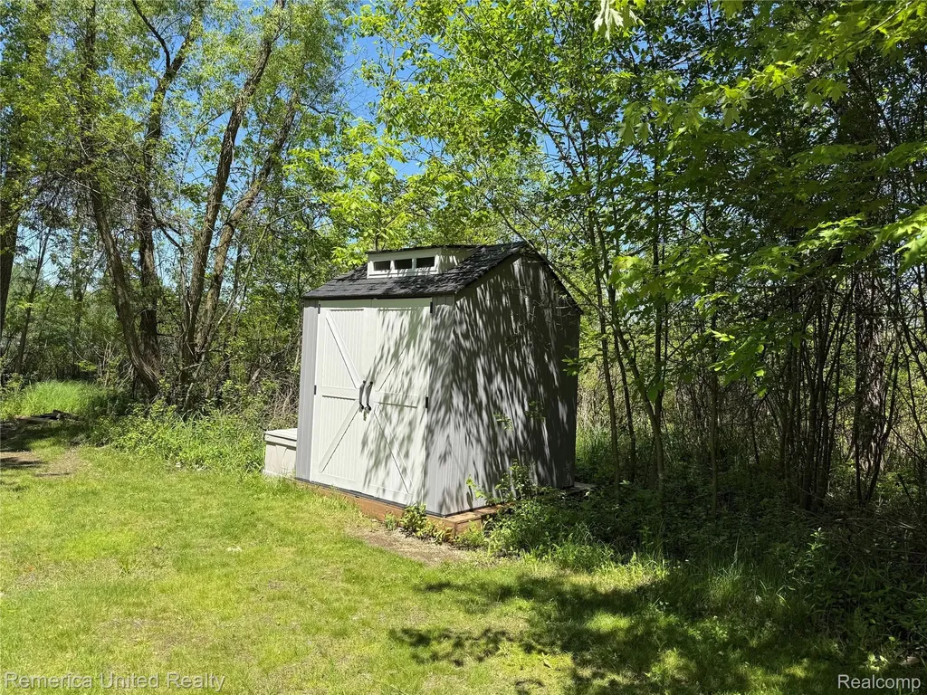 4260 Mccormick Drive Linden City MI 48451