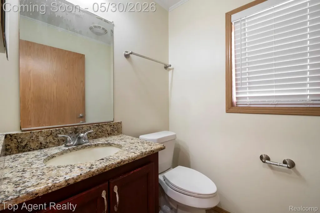 2018 John R Road Troy City MI 48083