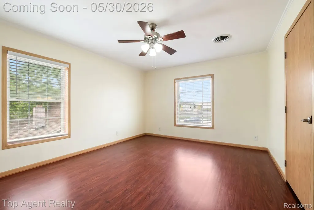2018 John R Road Troy City MI 48083