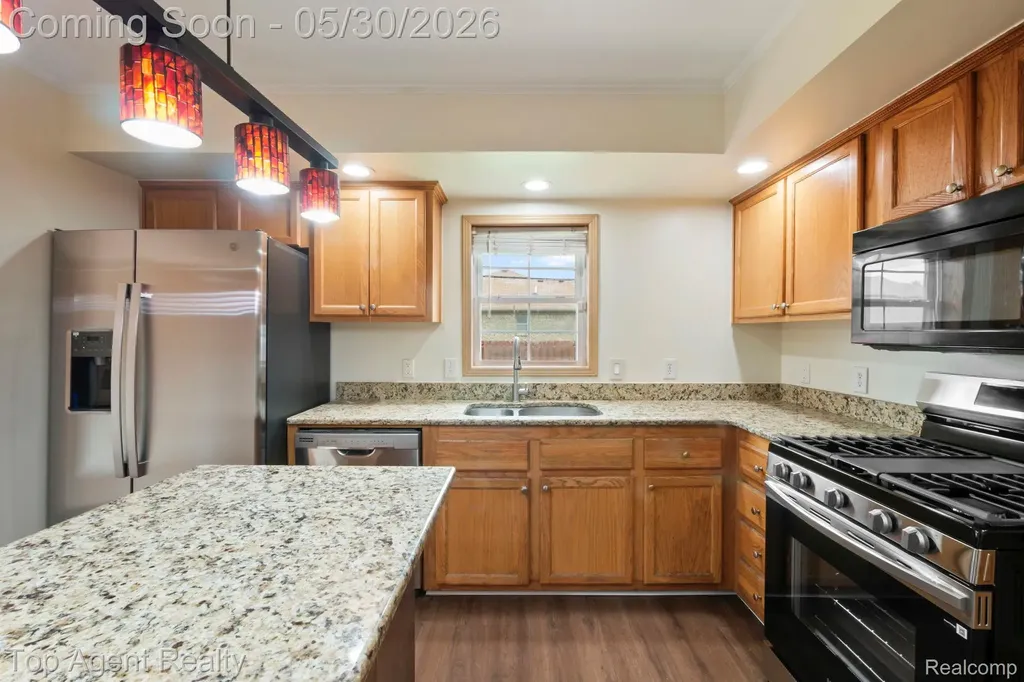 2018 John R Road Troy City MI 48083