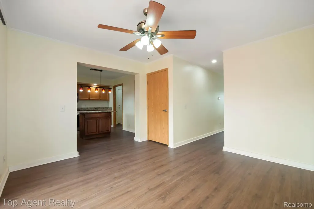 2018 John R Road Troy City MI 48083