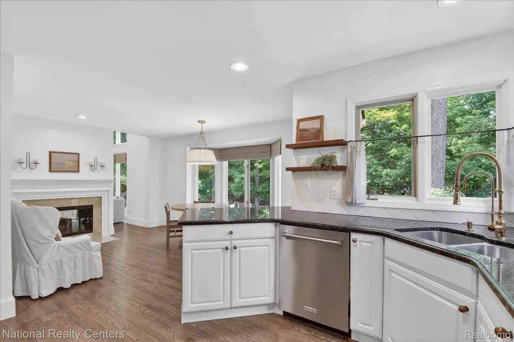 54366 Royal Troon Drive Lyon Charter Township MI 48178