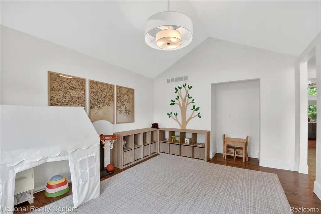 54366 Royal Troon Drive Lyon Charter Township MI 48178