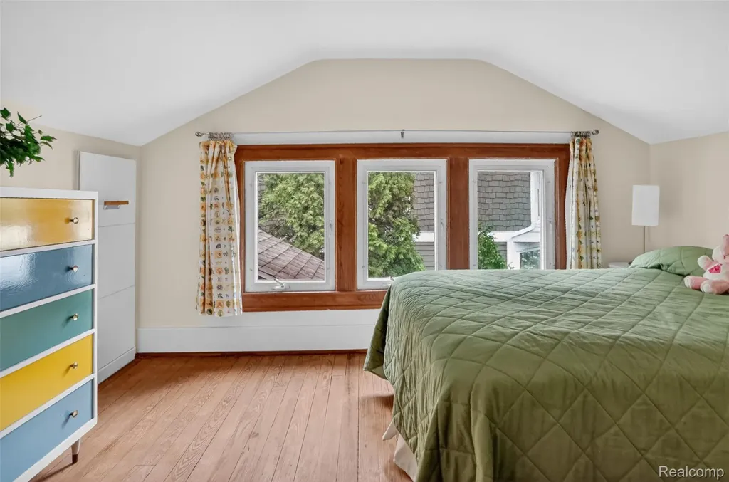 3961 Lakewood Drive Waterford Charter Township MI 48329