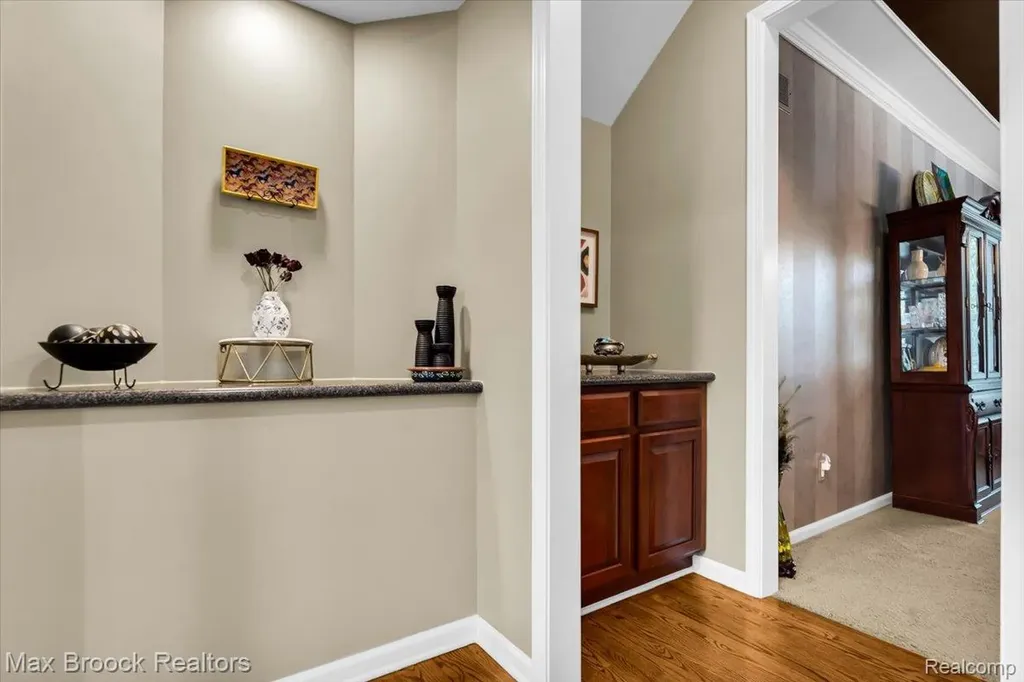 47071 Northumberland Street Novi City MI 48374