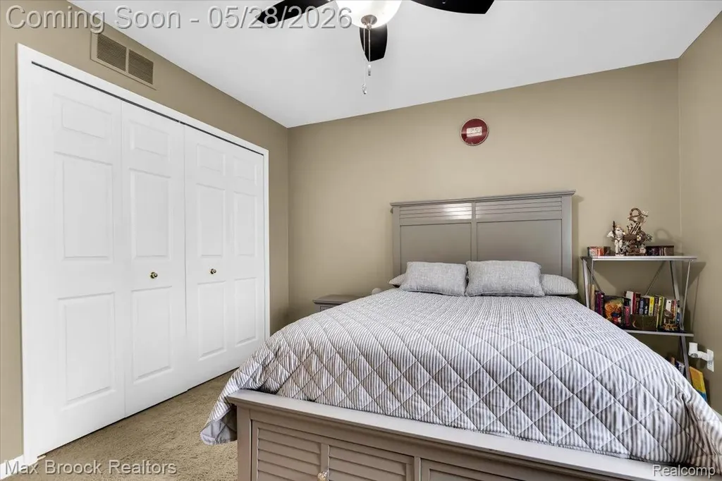 47071 Northumberland Street Novi City MI 48374