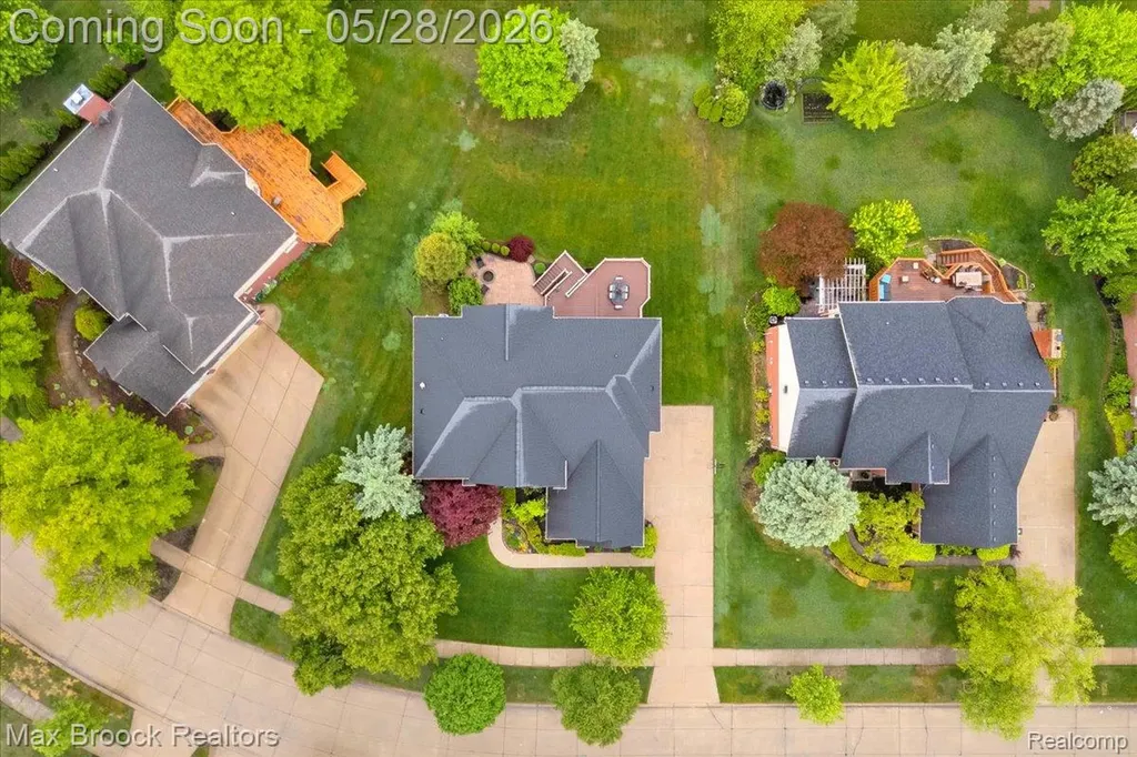 47071 Northumberland Street Novi City MI 48374