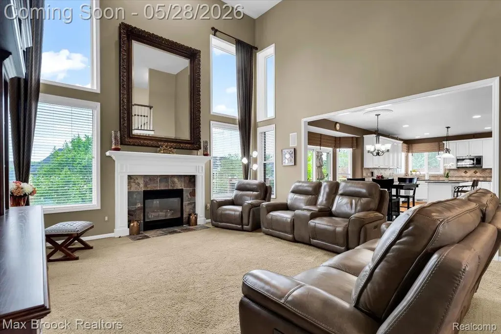 47071 Northumberland Street Novi City MI 48374