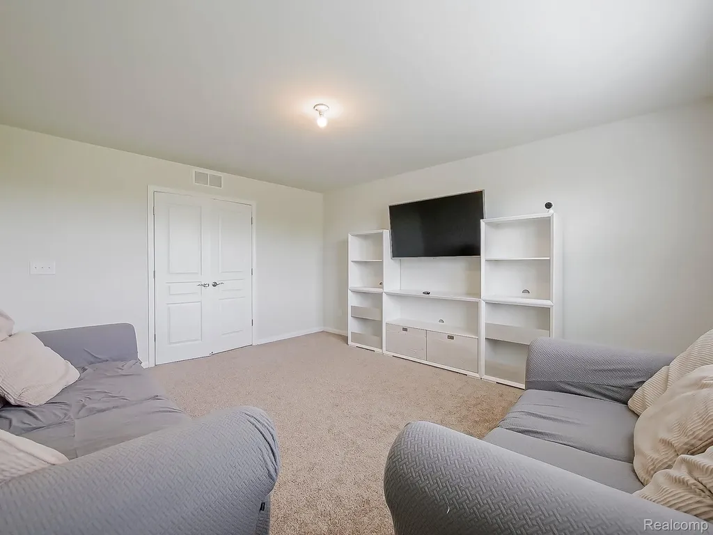 24503 Scenic Drive Lyon Charter Township MI 48178