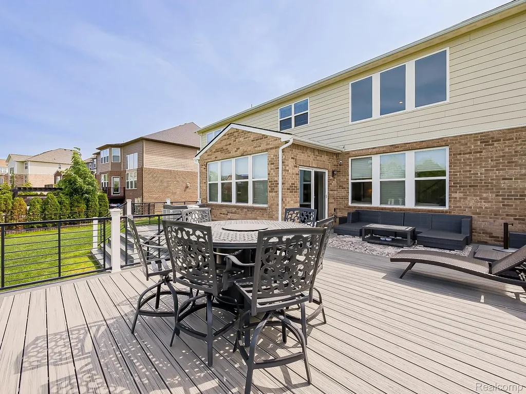24503 Scenic Drive Lyon Charter Township MI 48178
