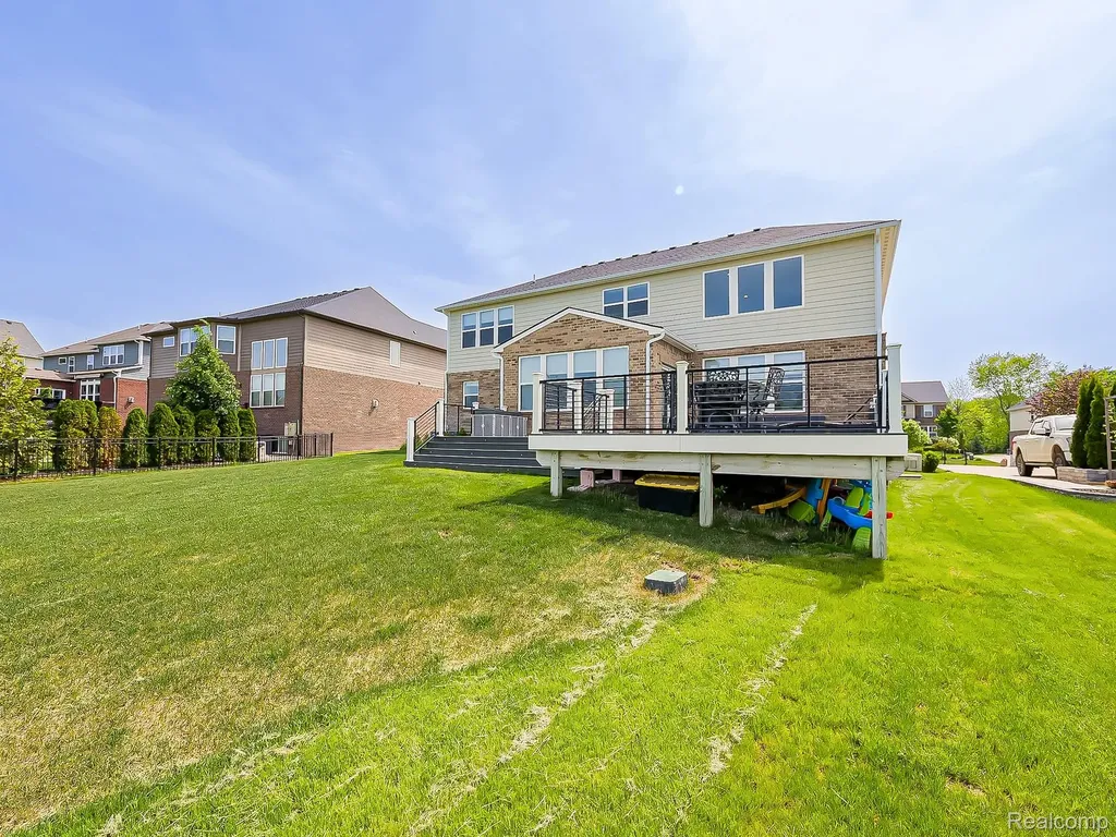 24503 Scenic Drive Lyon Charter Township MI 48178