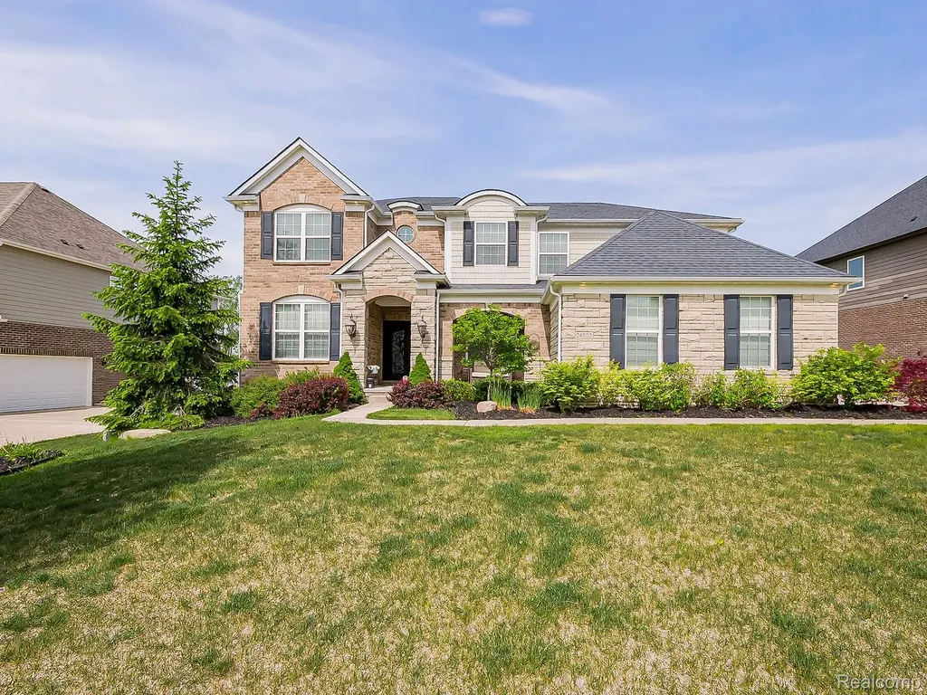 24503 Scenic Drive Lyon Charter Township MI 48178
