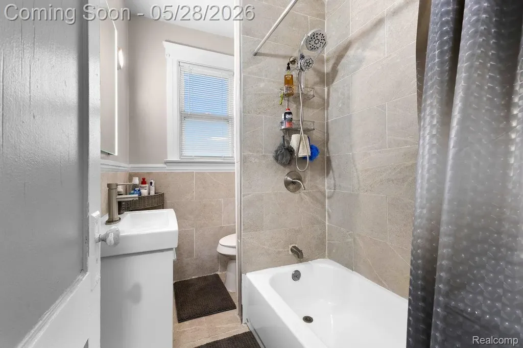 1255 Waterman Street Detroit City MI 48209