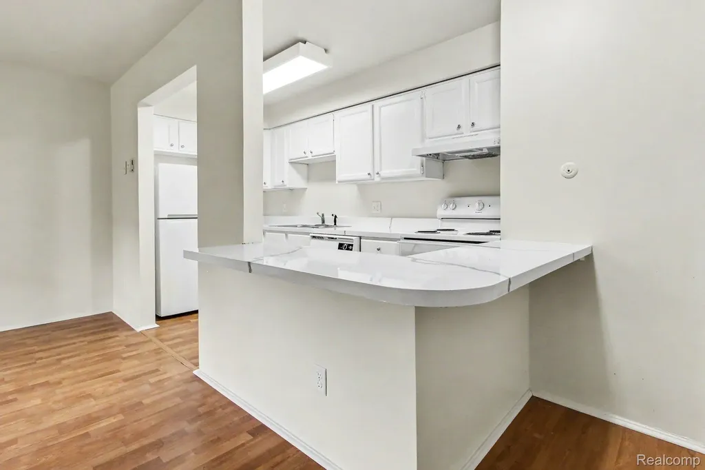 4214 Packard Street Pittsfield Charter Township MI 48108
