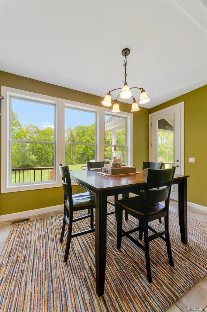 13085 Rohn Road Tyrone Township MI 48430