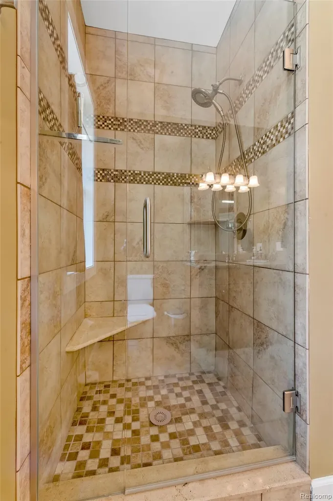 13085 Rohn Road Tyrone Township MI 48430