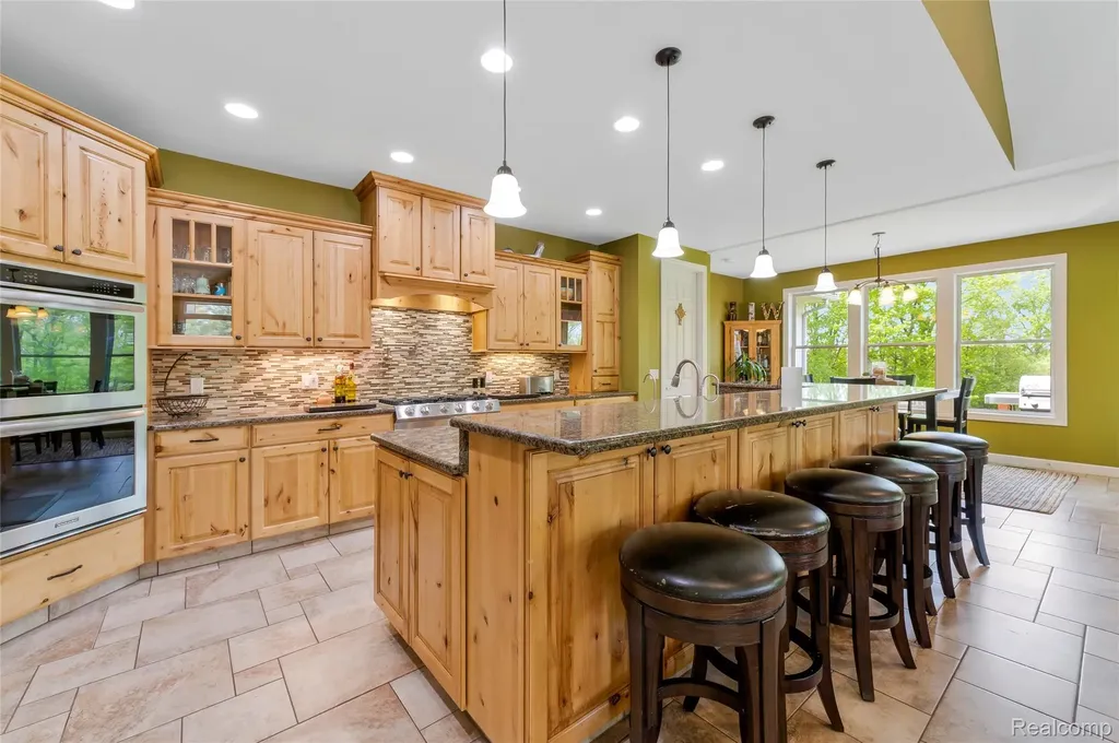 13085 Rohn Road Tyrone Township MI 48430