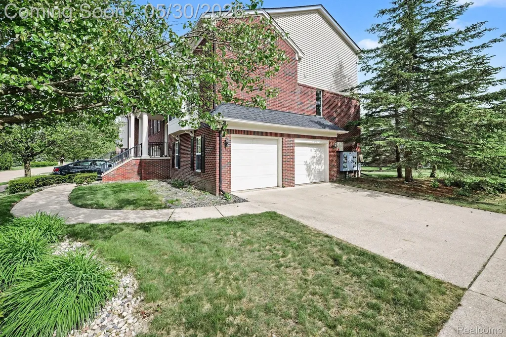 776 Paint Creek Drive Troy City MI 48085