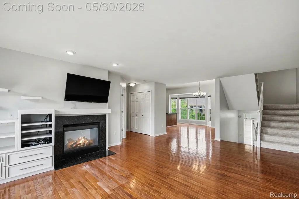776 Paint Creek Drive Troy City MI 48085